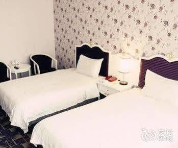 Chengdu Lilac Hotel Fei Cheng Branch Luaran gambar